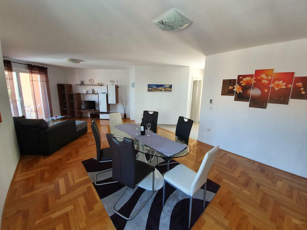 Apartman Dubravka 1 Lovran Exteriör bild