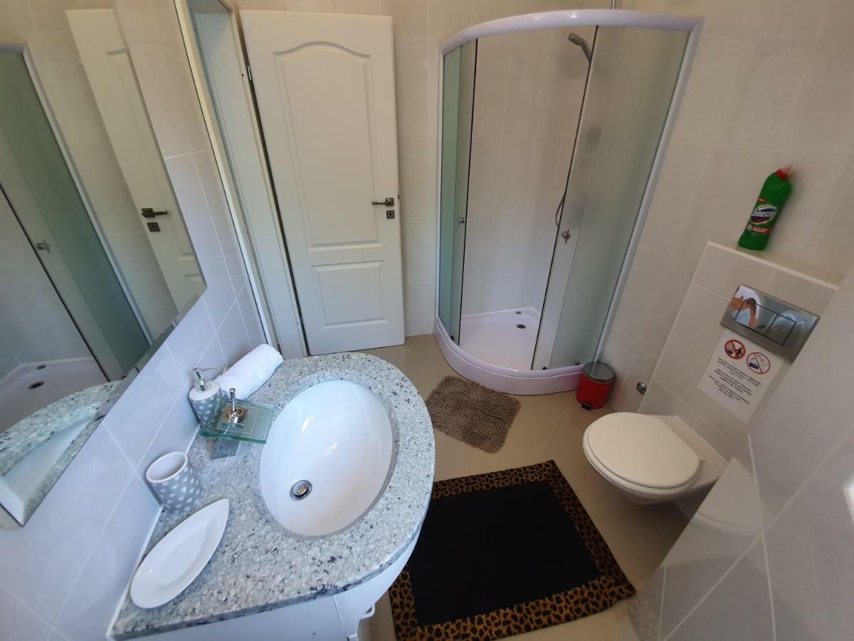 Apartman Dubravka 1 Lovran Exteriör bild