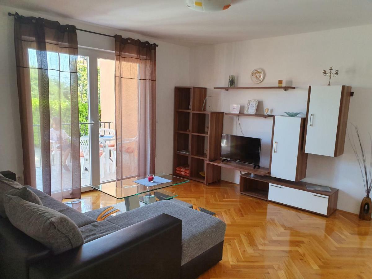 Apartman Dubravka 1 Lovran Exteriör bild